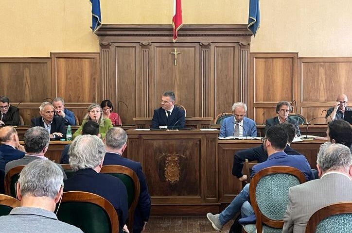 Provincia Salerno, approvato all’unanimità il Rendiconto di Gestione 2022 