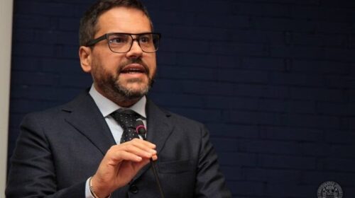 Scuola, Tommasetti: “Da Valditara grande impegno per Campania e Sud Italia”