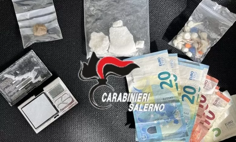 Aveva hashish e cocaina, arrestato salernitano