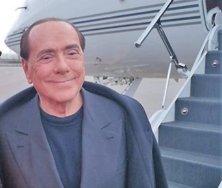 Roscigno, area verde della piazza principale sarà intitolata a Berlusconi