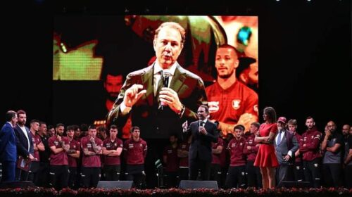 Festa Salernitana, in 10mila per omaggiare i granata. Iervolino acclamato promette una squadra più forte