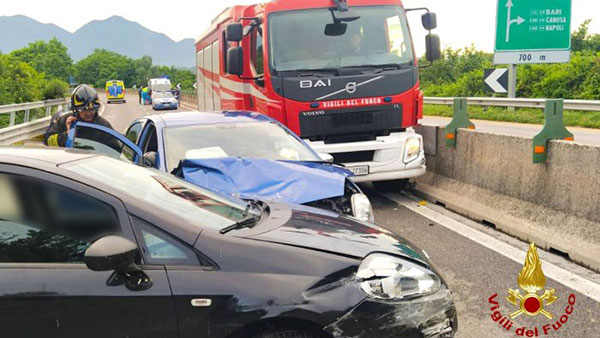 Incidente sul raccordo Avellino/Salerno, muore 41enne residente a Sarno: era sposata da una settimana