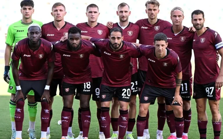 Salernitana, Valencia agguanta il Frosinone