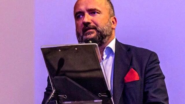 IANNONE (FDI): “DE LUCA RIPRENDE A RACCONTARE BALLE SUI PUNTI NASCITA DI SAPRI, VALLO DELLA LUCANIA E POLLA”