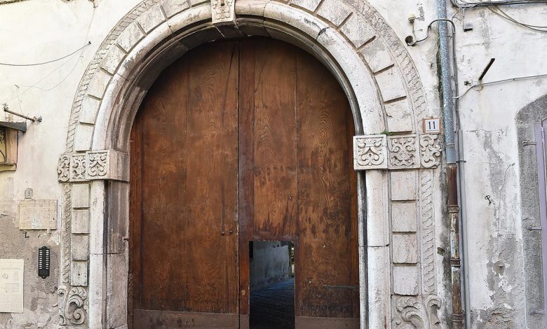 Salerno, chiude l’asilo comunale  in via delle Botteghelle