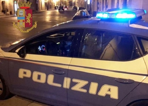 Salerno, si introduce in casa di anziana: nei guai 49enne