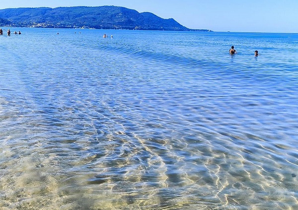 Castellabate, il Comune precisa: mare balneabile, diffuse notizie errate