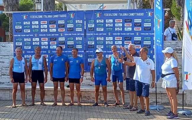 Salerno, grande successo a Santa Teresa per il Beach Sprint in corso di svolgimento