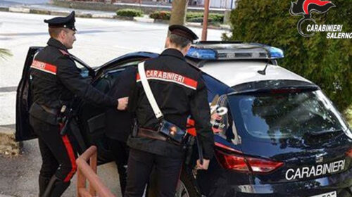 Tentano di smontare auto a Pisciotta, arrestati