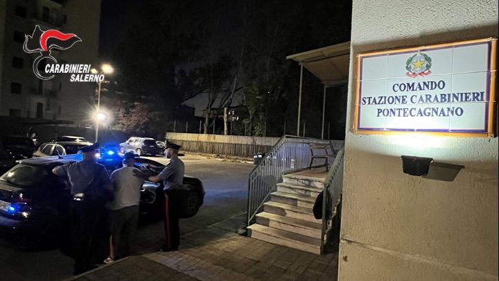 Pontecagnano Faiano, era agli arresti domiciliari e spacciava: arrestato