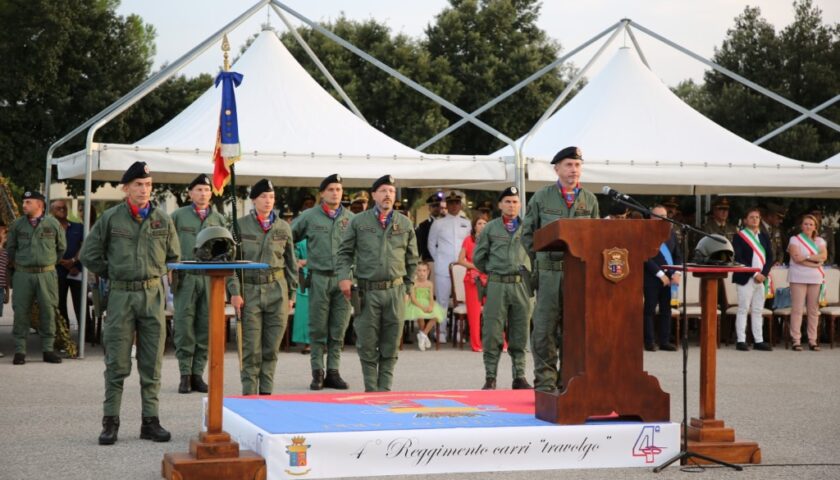 Esercito, a Persano i nuovi comandanti