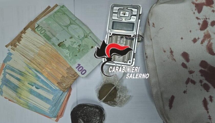 Pontecagnano Faiano, pusher nascondeva hashish e oltre 4mila euro in contanti: arrestato