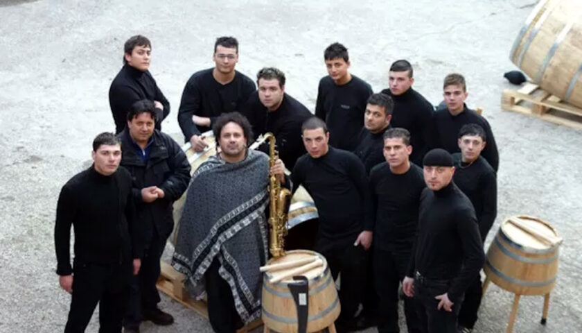 A Sala Consilina il 30 settembre Enzo Avitabile e i Bottari nell’ambito delle sentitissime celebrazioni in onore del Santo Patrono San Michele