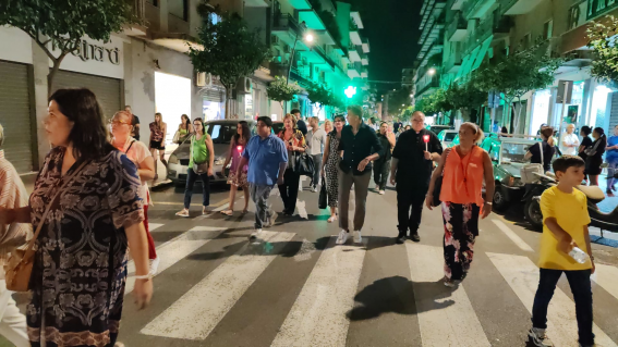 Femminicidio a Battipaglia, fiaccolata per le strade del centro cittadino