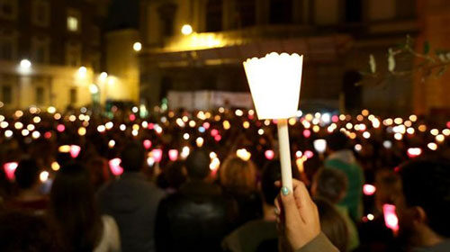 Fiaccolata a Battipaglia, fiaccolata per Maria Rosa Troisi