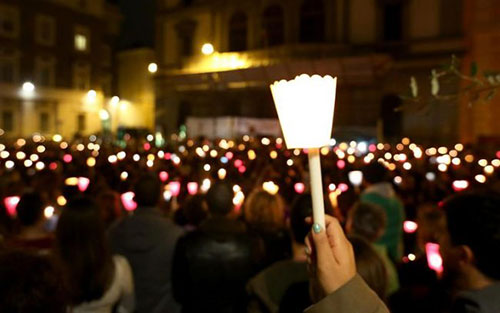 Fiaccolata a Battipaglia, fiaccolata per Maria Rosa Troisi