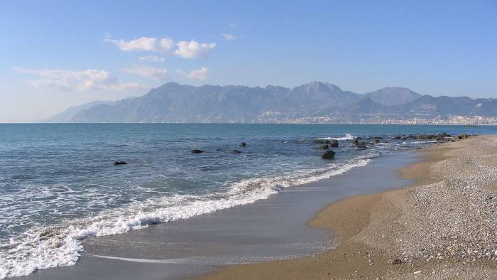 Torna balneabile il mare tra Pontecagnano e Battipaglia