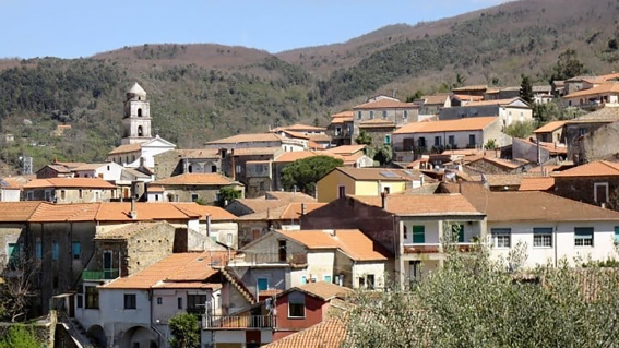 Sfiduciato il sindaco Paolillo, Perdifumo senza amministrazione