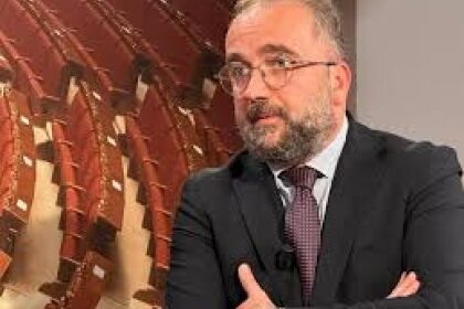 DATI AGENAS, IANNONE (FDI): “DE LUCA DÀ DEL CIALTRONE AL SUO UOMO COSCIONI”