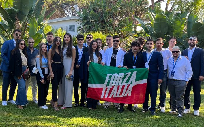 I giovani sarnesi di Forza Italia protagonisti alla convention nazionale del partito a Paestum