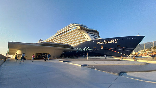 Salerno, sabato arriva Mein Schiff 6” della Tui Cruises