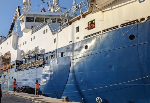 Nave migranti al Porto di Salerno, 22 casi di scabbia a bordo