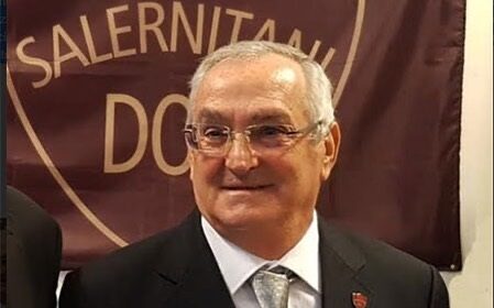 La carica dei 100 per il premio “Salernitani Doc”: cerimonia presso il Salone dei Marmi