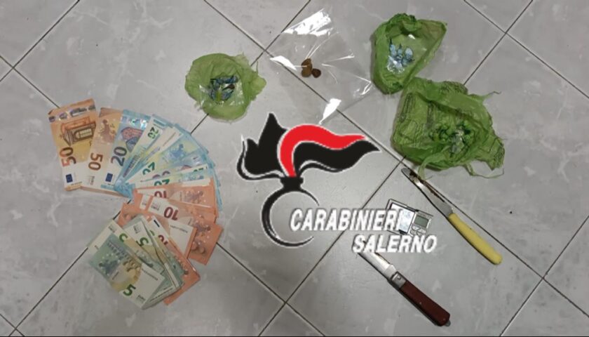 Scoperto con 60 grammi di cocaina e 1300 euro, in manette salernitano