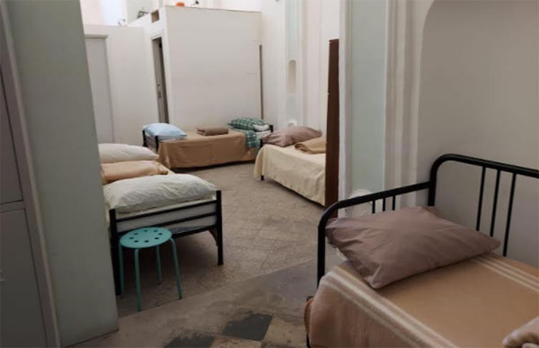 Allarme povertà a Salerno, la Caritas: i dormitori sono sold out