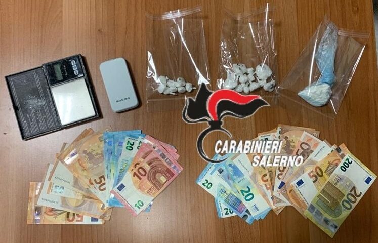 Droga e soldi, arrestato salernitano