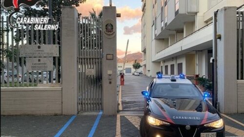 Deteneva cocaina e hashish, pusher arrestato a Salerno