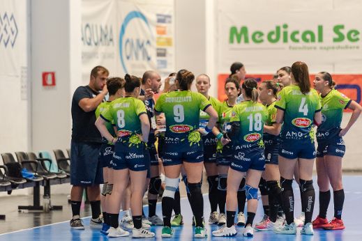 Jomi Salerno, doppio impegno europeo nel weekend. Salernitane a Malta per il 3° turno dell’EHF European Cup