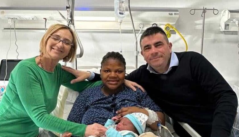 Salerno, rischia di morire dopo il parto: salvata nel reparto Gravidanza a Rischio del Ruggi