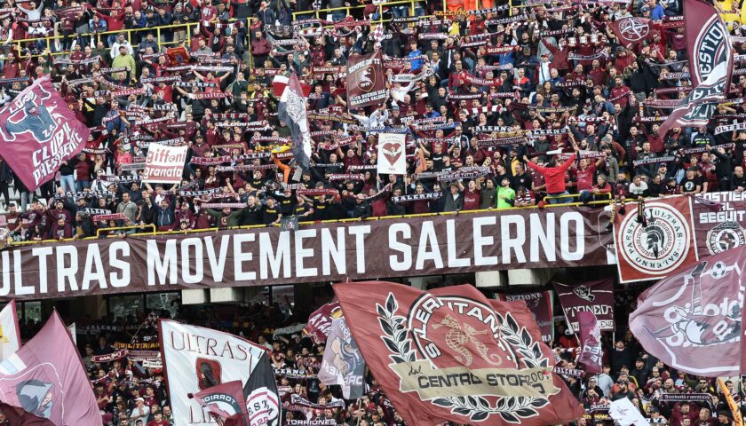 Tifosi organizzati delusi dal calciomercato della Salernitana: Poche luci e molte ombre”
