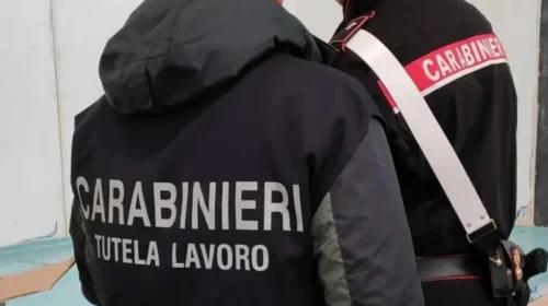 Decine di operai in nero, sequestro in due opifici ad Angri e San Giuseppe Vesuviano Decine di operai in nero, sequestro in due opifici ad Angri e San Giuseppe Vesuviano