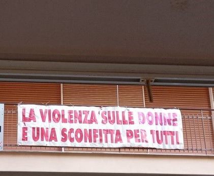 Salerno, i sindacati: “La violenza sulle donne è una sconfitta di tutti”