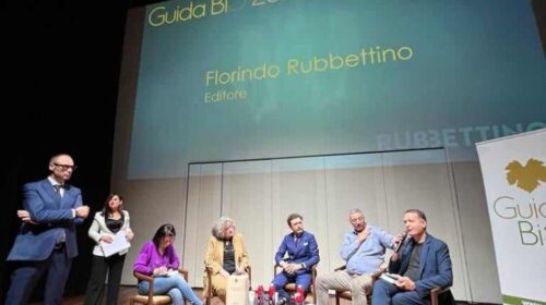 UN TRIONFO GUIDA BIO 2024. SALERNO CAPITALE DEL BIOLOGICO. PRENIATI I MIGLIORI VINI BIO