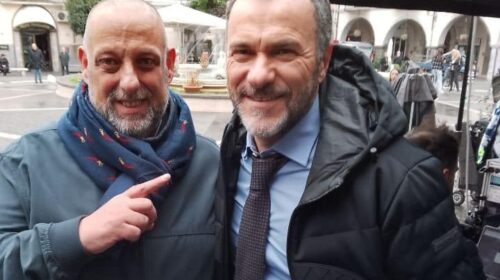 Anche l’acchiappavip Francesco Caterina nella fiction “Vincenzo Malinconico, avvocato d’insuccesso”