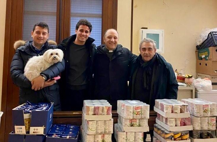 Forza Italia e Forza Italia Giovani Salerno, iniziativa benefica per onorare il Santo Natale dei più bisognosi   