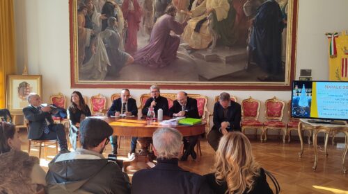 Cava de’ Tirreni, fitto il cartellone degli eventi natalizi. Tra gli ospiti anche Clementino