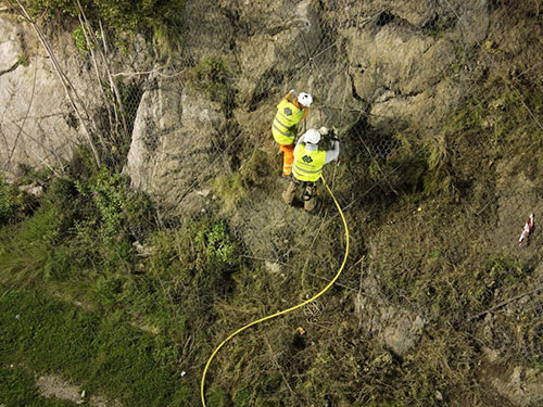 A Vietri sul Mare al via i lavori per messa in sicurezza al costone roccioso della villa comunale