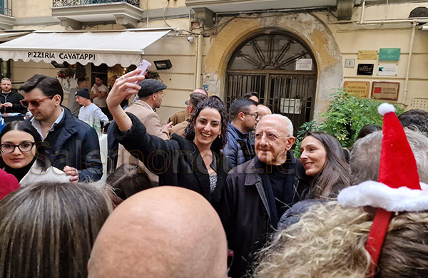 Salerno, vigilia di struscio con il Governatore