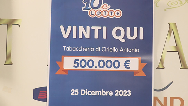 A Salerno vincita da 500mila euro con 10Lotto in piazza Portanova