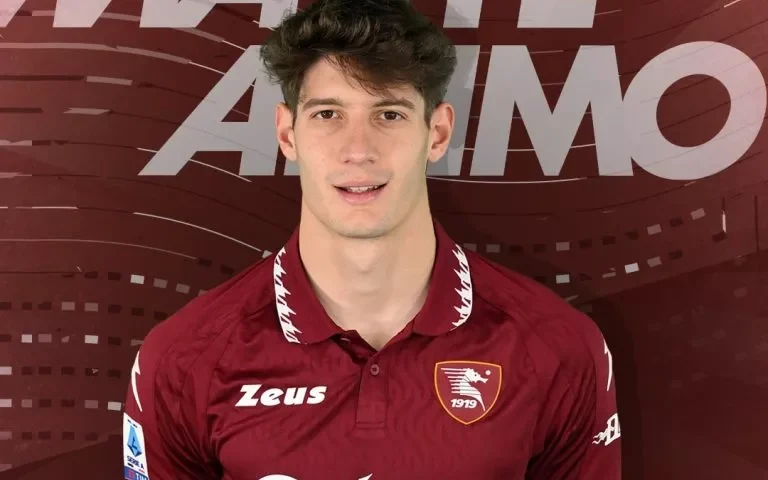 Salernitana, ufficiali gli arrivi di Zanoli e Basic. Bohinen al Genoa