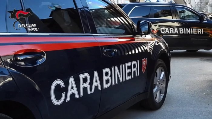 Acerno: lite per la casa e gli brucia l’auto: nei guai 32enne