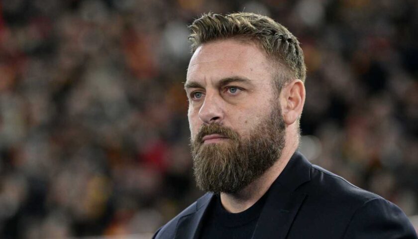 Roma, De Rossi: Salernitana squadra non da ultimo posto, però noi dobbiamo vincere