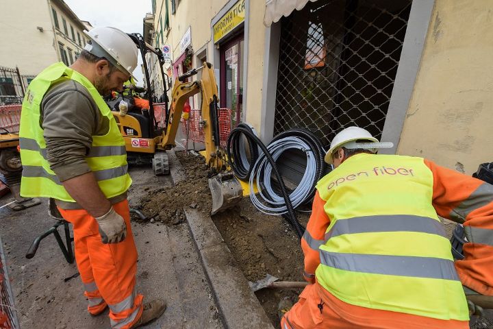 OPEN FIBER, VIETRI SUL MARE ULTRAVELOCE CON LA RETE FTTH