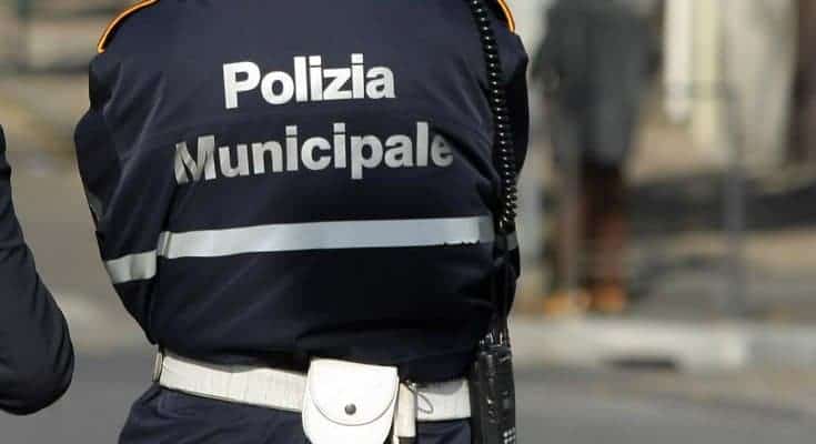 Pagani, aggressione in caserma a vigili urbani: la Cisl Fp chiede tutela e protocolli di sicurezza