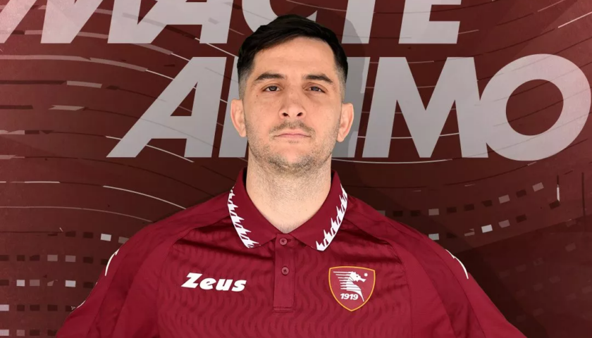 Manolas da ieri è un calciatore della Salernitana