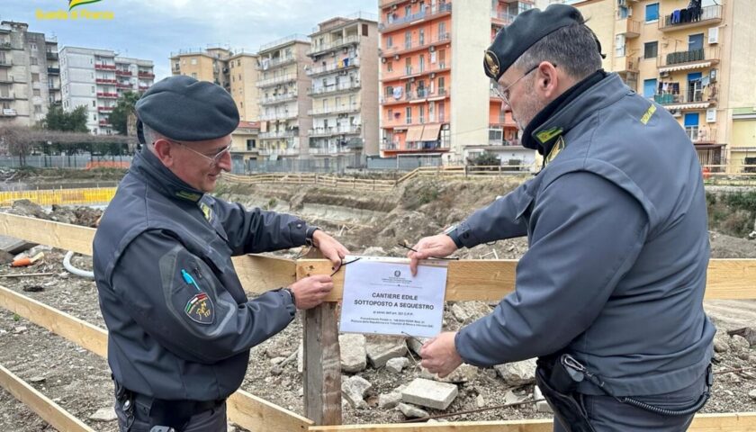 Sequestrato il cantiere di Corso Italia ad Angri. Sigilli anche a strade del centro